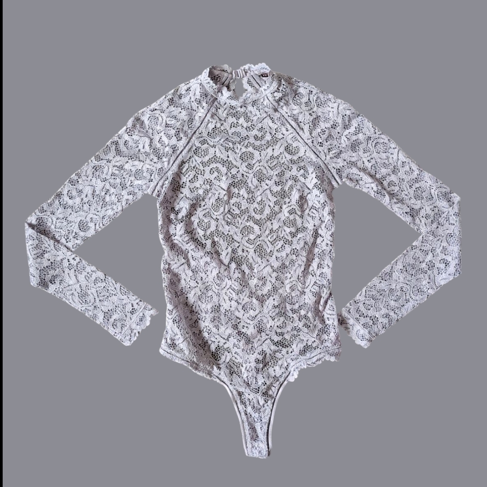 NWOT VS Lace Bodysuit - Lavender